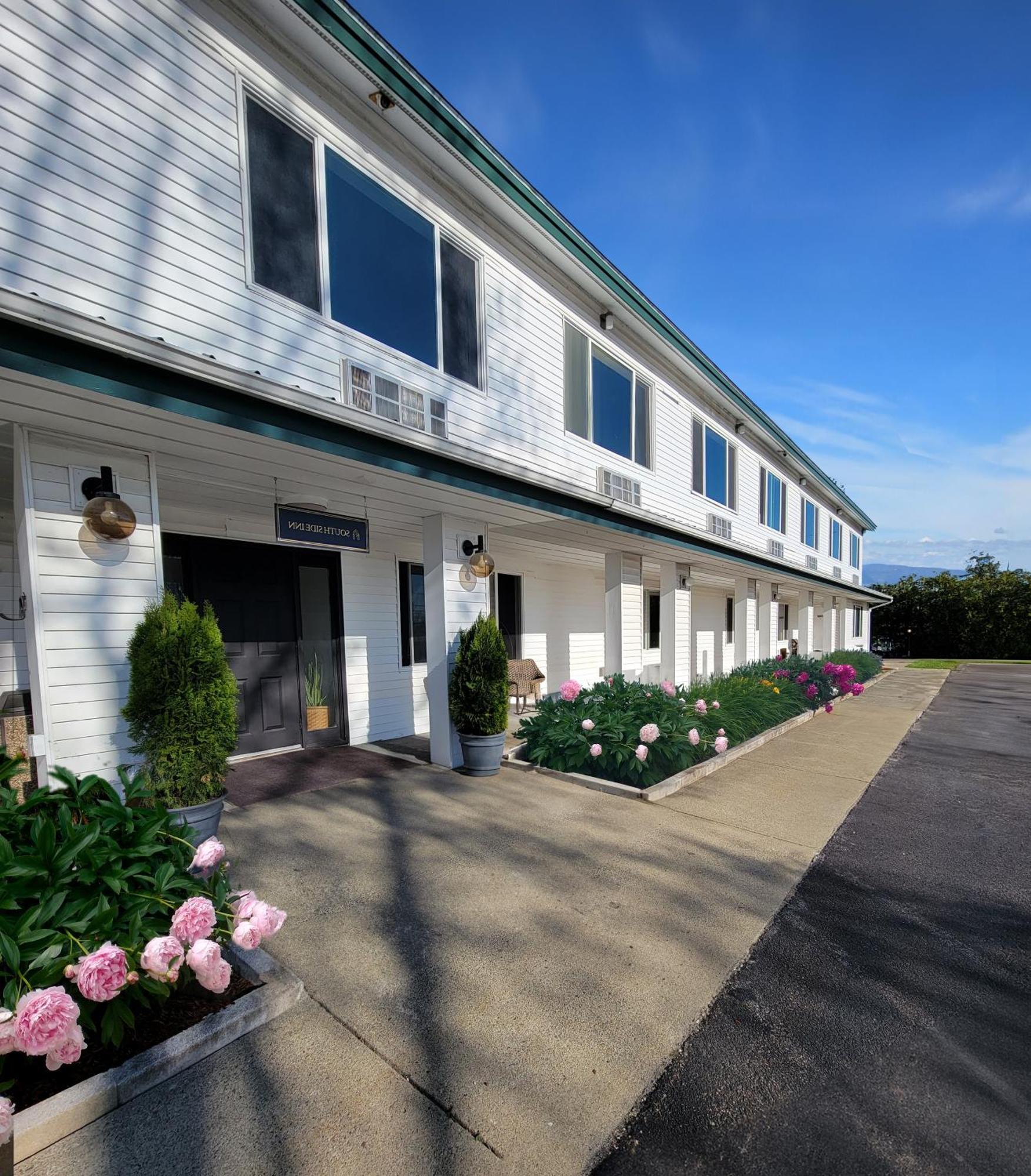 South Side Inn - Burlington Kültér fotó